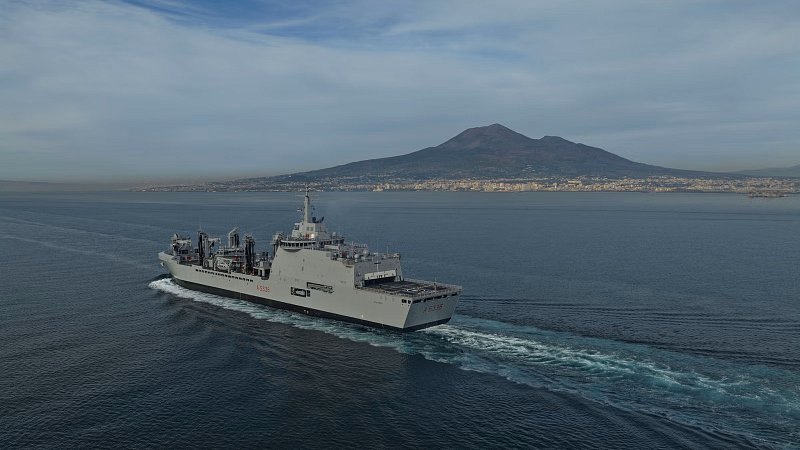 Судно материально-технического обеспечения "Атлант", Италия